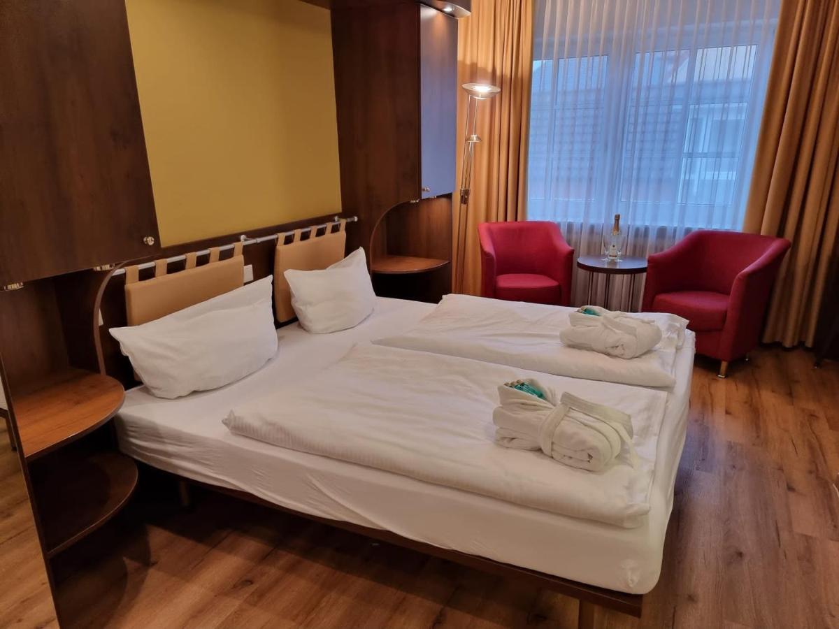 Hotel Osterkrug Husum  Kültér fotó
