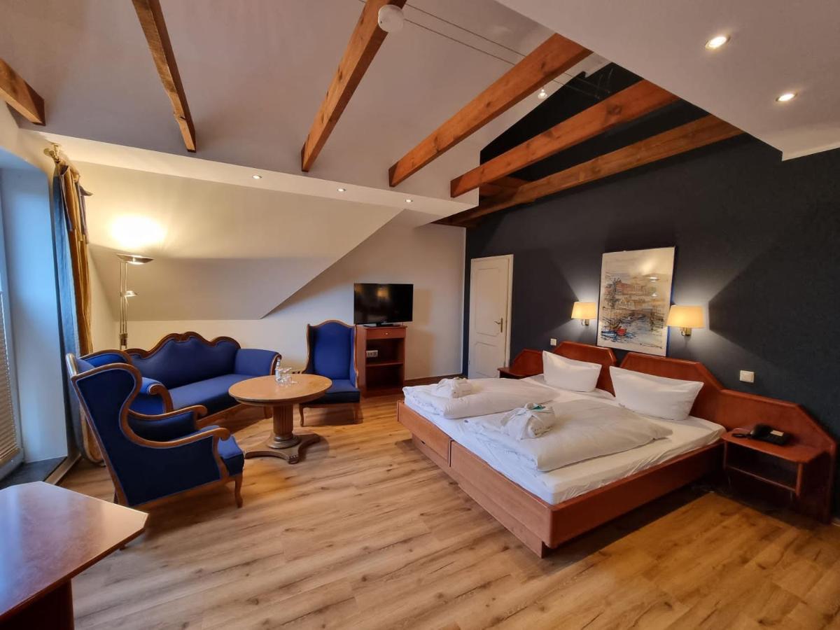 Hotel Osterkrug Husum  Kültér fotó
